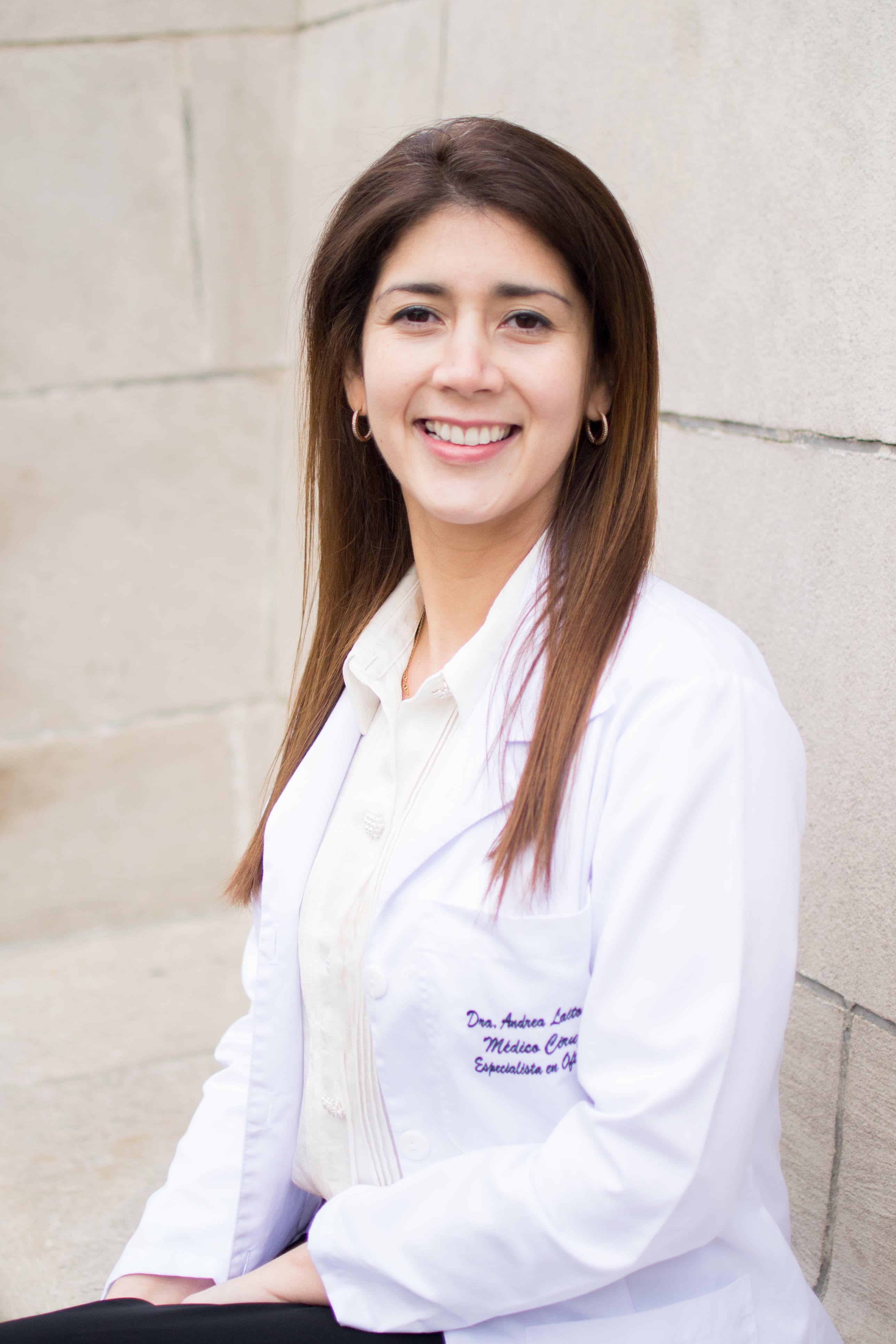 Dra. Andrea Natalia Laiton, oftalmóloga y oncóloga ocular en Bucaramanga